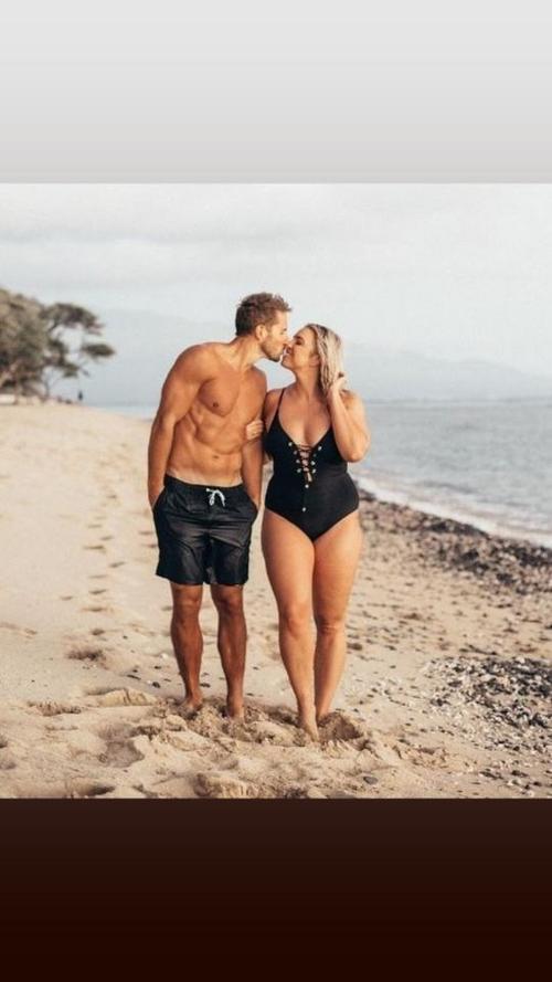 What's the name of this pornstar?