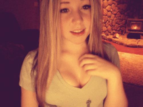 What's the name of this pornstar?