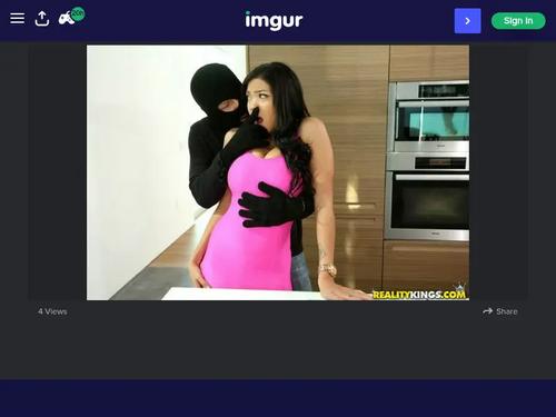 What's the name of this pornstar?