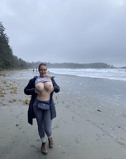 Ava Nicks  -  https://onlyfans.com/avanicks/   https://axothots.com/gallery/7373?utm_medium=organic&utm_source=yasmartcamera