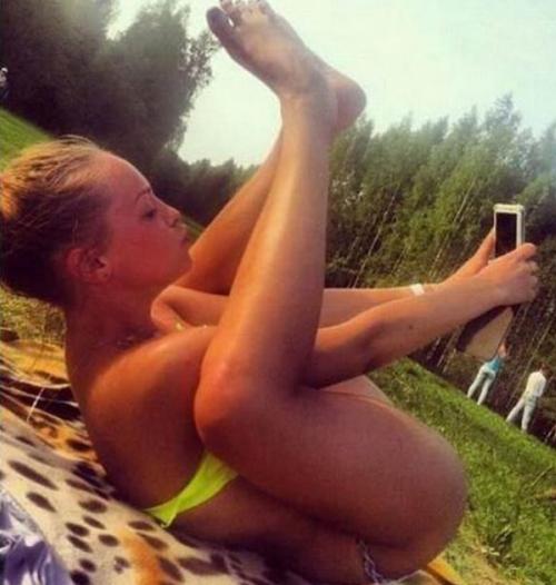 What's the name of this pornstar?