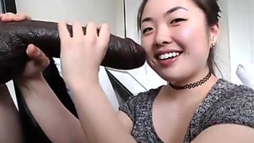 What's the name of this pornstar?