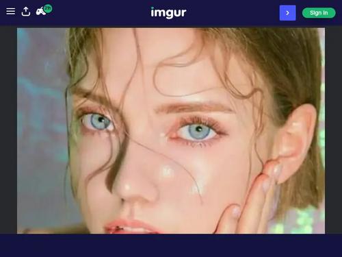 @ chuu__chloe  https://www.instagram.com/chuu__chloe/?hl=en