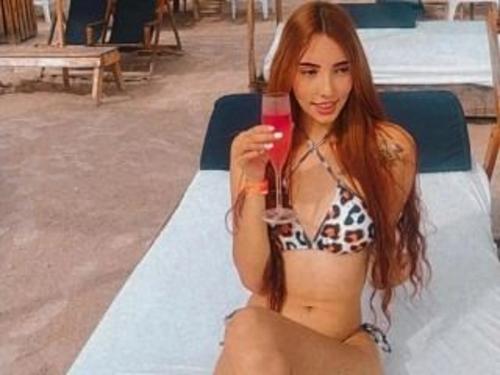 What's the name of this pornstar?