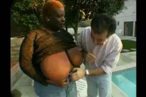 What's the name of this pornstar?