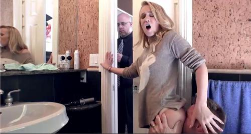 What's the name of this pornstar?