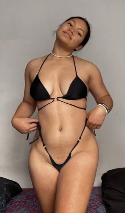 What's the name of this pornstar?