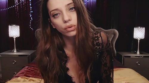 What's the name of this pornstar?