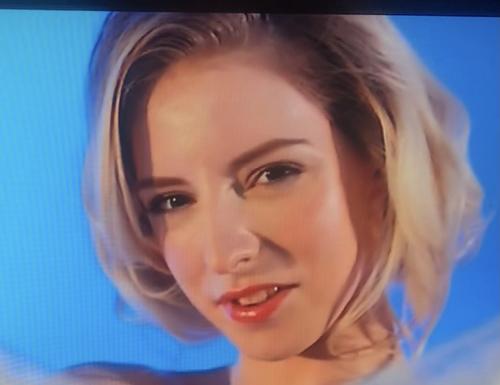 She looks like Vanessa Wolff ??
https://www.modelmanagement.com/model/vanessa-wolff/
https://www.model-kartei.de/sedcards/model/425078/vanessa-w/