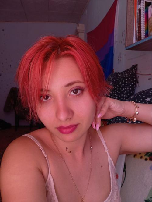 What's the name of this pornstar?