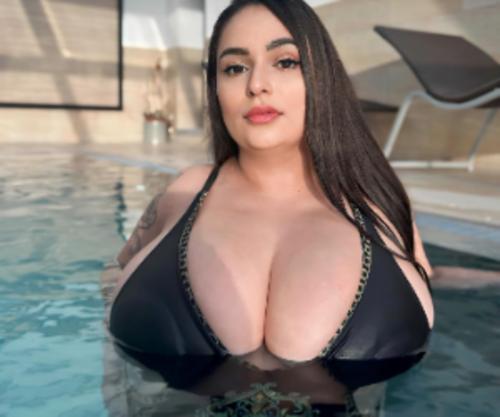 What's the name of this pornstar?