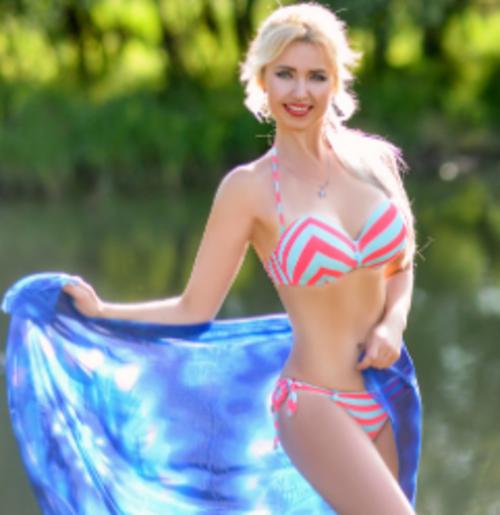 Who is this mystery Russian youtube ad girl?