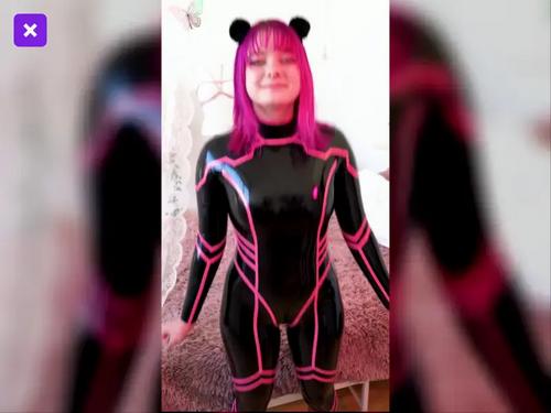 What's the name of this pornstar?