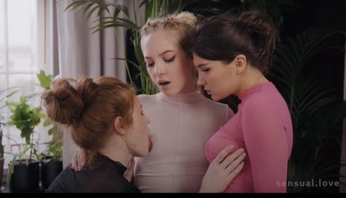 What's the name of this pornstar?