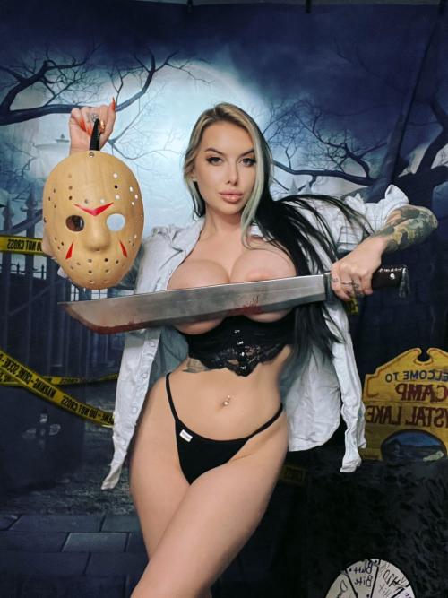 Cubbi Thompson
https://x.com/Cubbixoxo/status/1581701356150149120