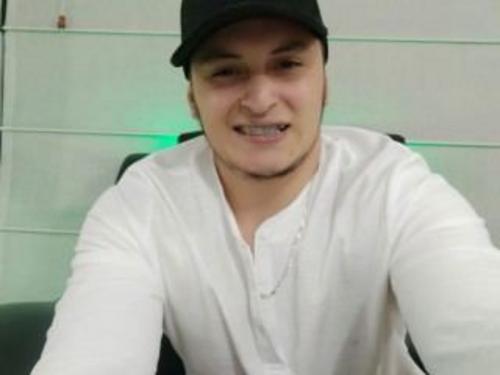 What's the name of this pornstar?