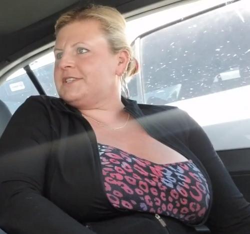 What's the name of this pornstar?