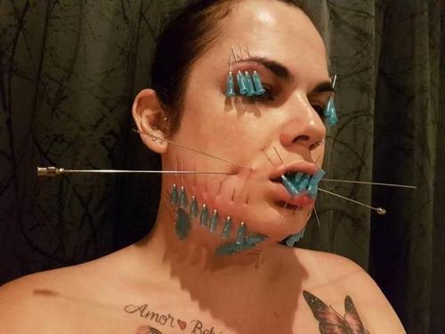 What's the name of this pornstar?