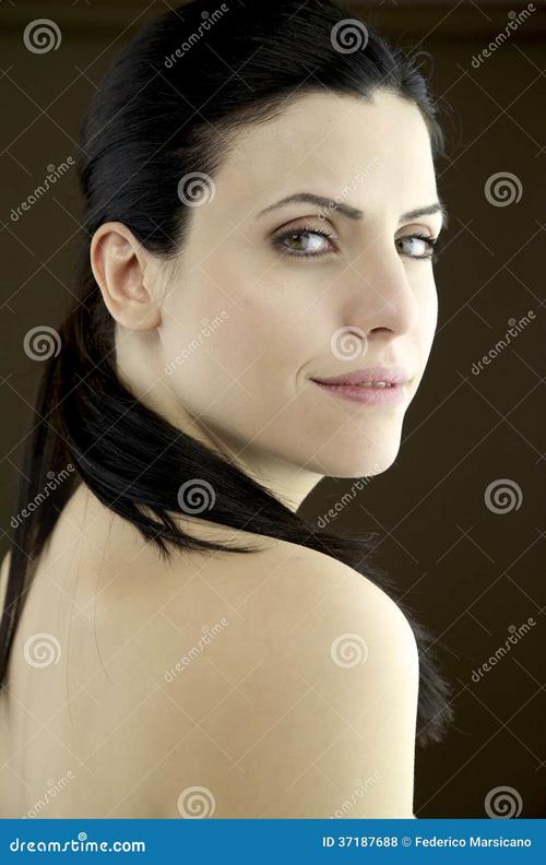 What's the name of this pornstar?