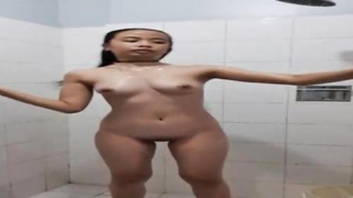What's the name of this pornstar?