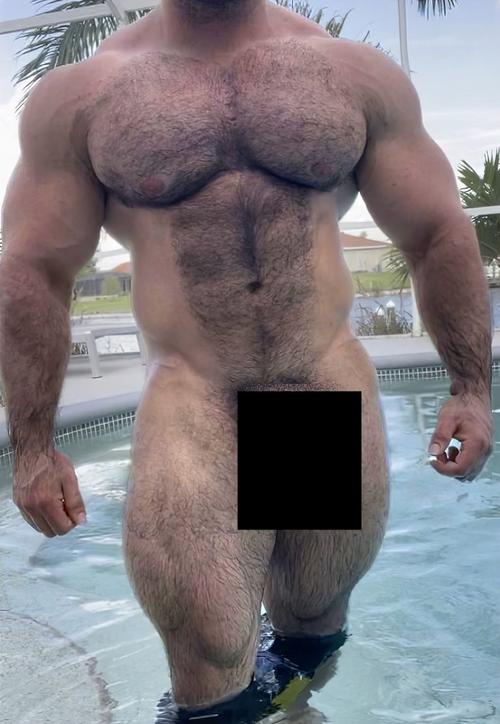 What's the name of this pornstar?