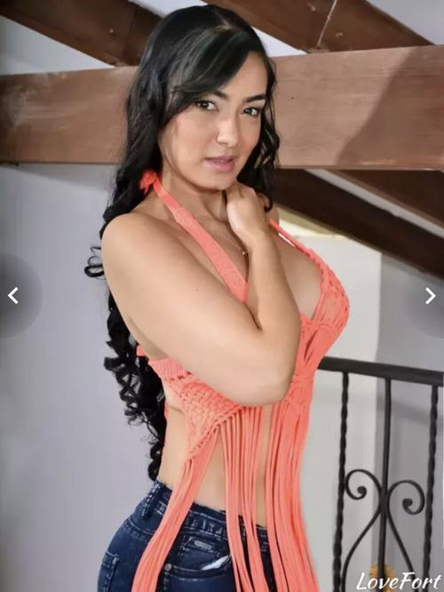 What's the name of this pornstar?