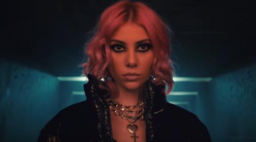 What's the name of this pornstar?