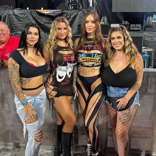 What's the name of this pornstar?