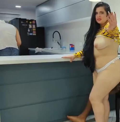 What's the name of this pornstar?