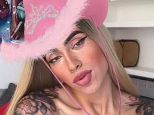 What's the name of this pornstar?