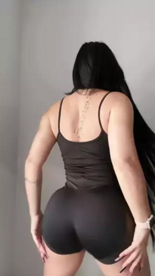 What's the name of this pornstar?