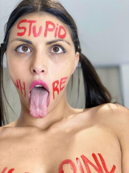 What's the name of this pornstar?