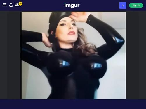 What's the name of this pornstar?