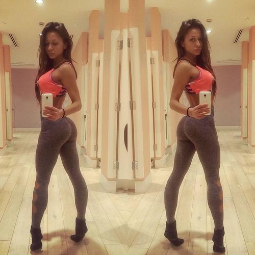 What's the name of this pornstar?