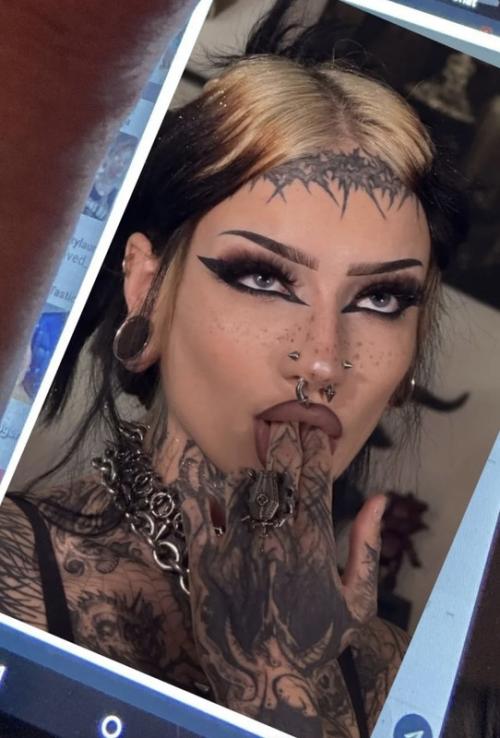 magg0tfleshh ---- https://www.tiktok.com/@magg0tfleshh ----- https://www.instagram.com/magg0tfleshh/