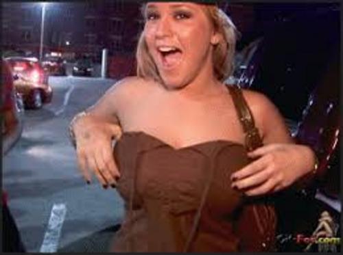 What's the name of this pornstar?