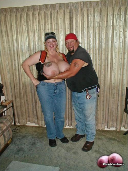 What's the name of this pornstar?