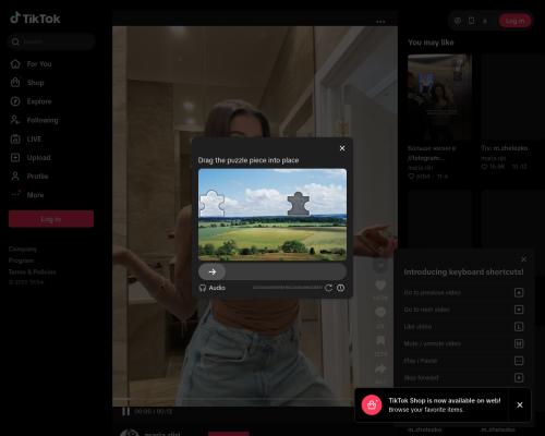 What's the name of this pornstar?