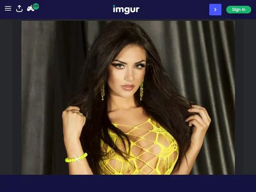 Banyka Deborah Dipell https://www.modelmayhem.com/MonikaPietrasinska