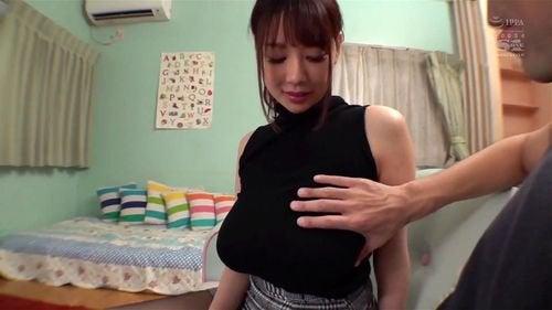 What's the name of this pornstar?