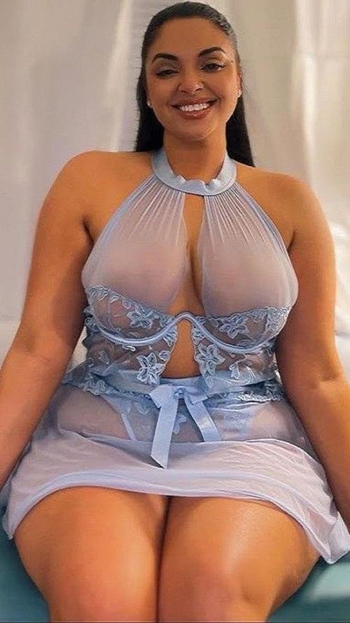 Mindy Colette - https://www.instagram.com/p/Cn-7GF6sfDl/