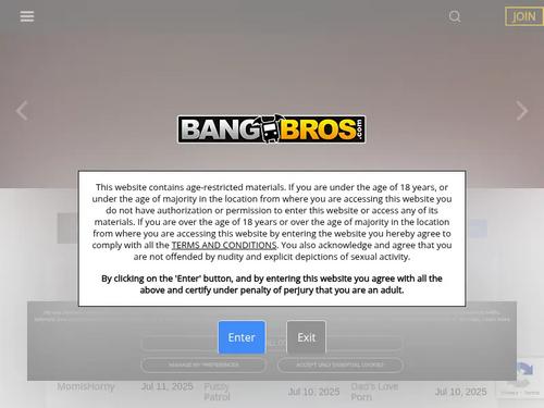 What's the name of this pornstar?