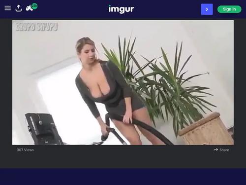 What's the name of this pornstar?