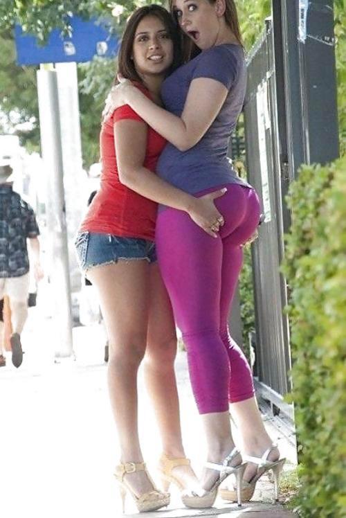 What's the name of this pornstar?
