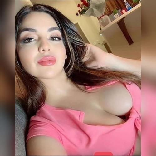 What's the name of this pornstar?