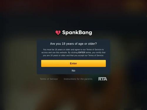 Short hair cutie in the kitchen. Know her name or have link to full scene? :-)