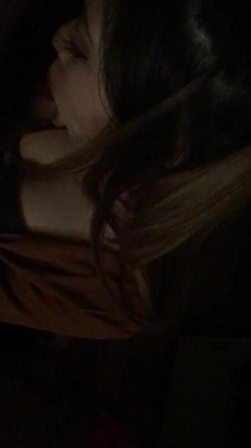 What's the name of this pornstar?