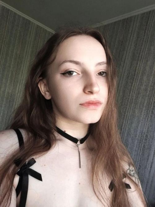 What's the name of this pornstar?