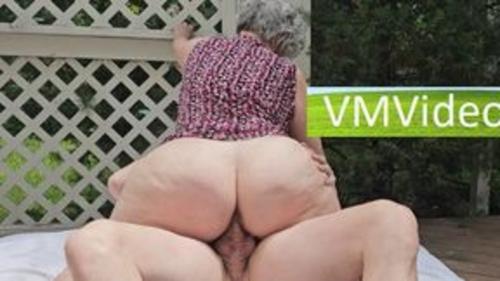 What's the name of this pornstar?
