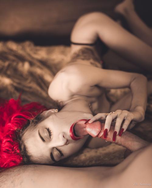 What's the name of this pornstar?